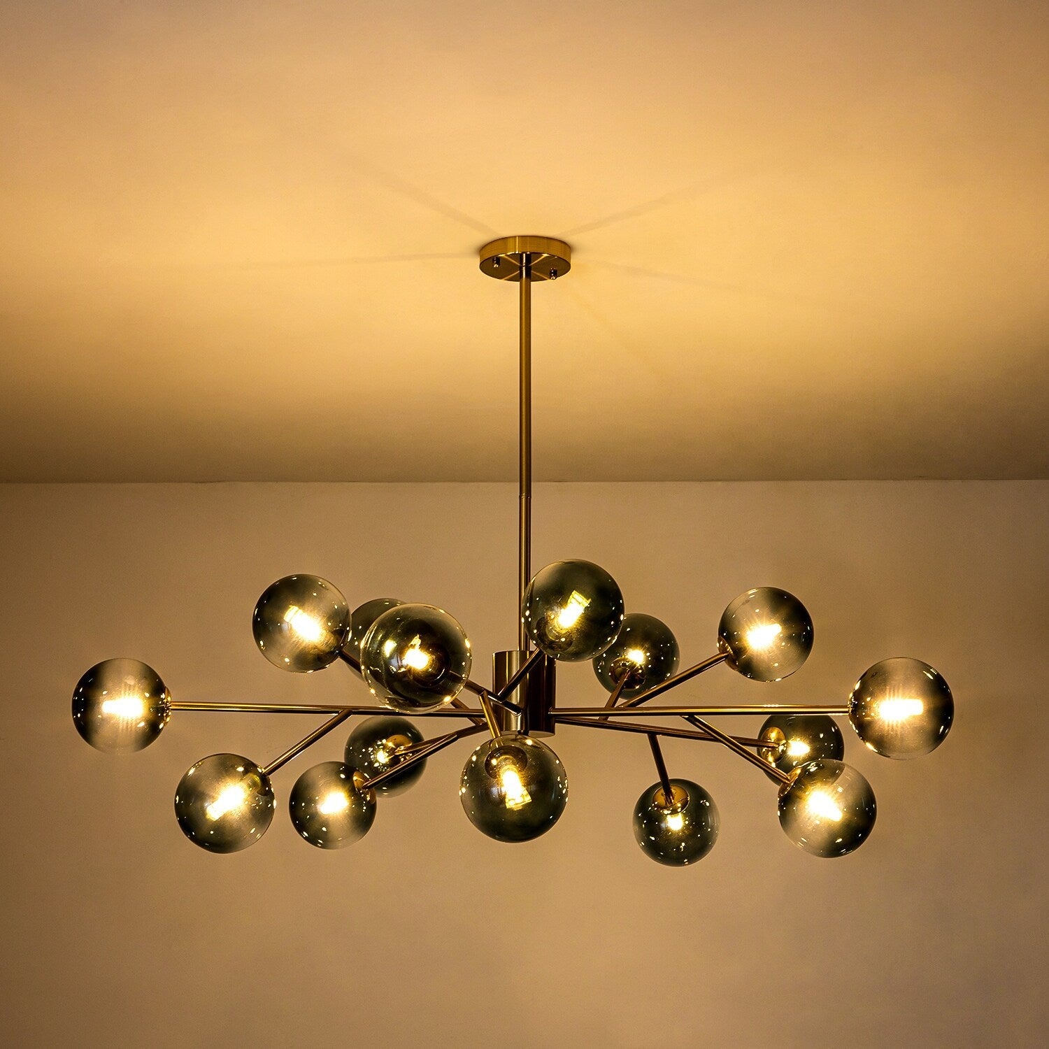 Lustre linéaire moderne à 15 lumières pour îlot de cuisine Sputnik avec branches en verre et bulles
