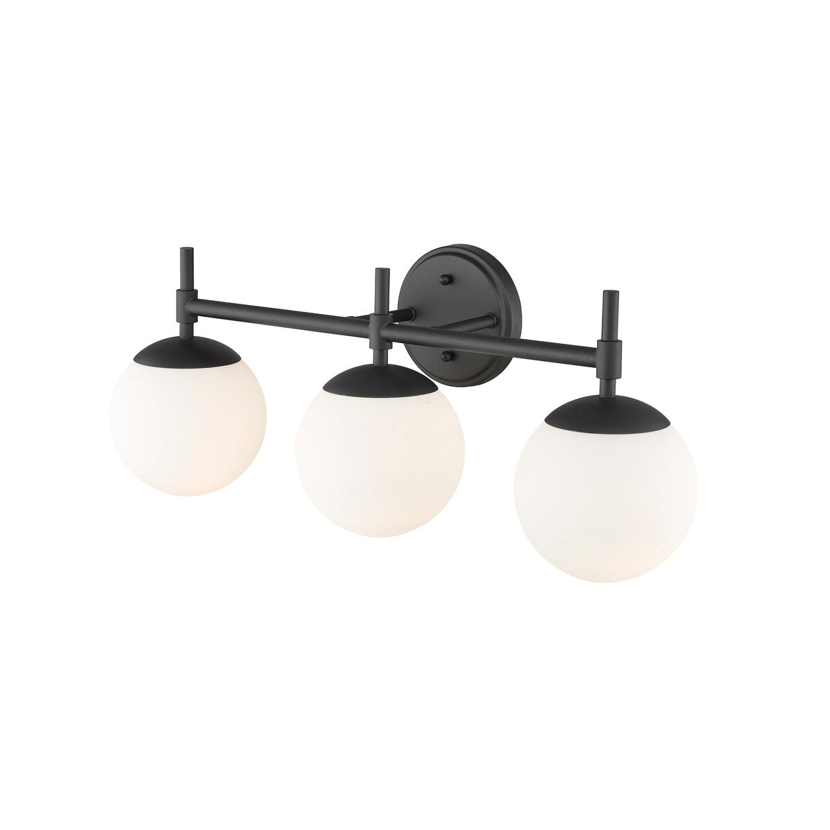 Luminaire de salle de bain à 3 lampes 929 Lighting, disponible en plusieurs finitions et avec abat-jour en verre opale.