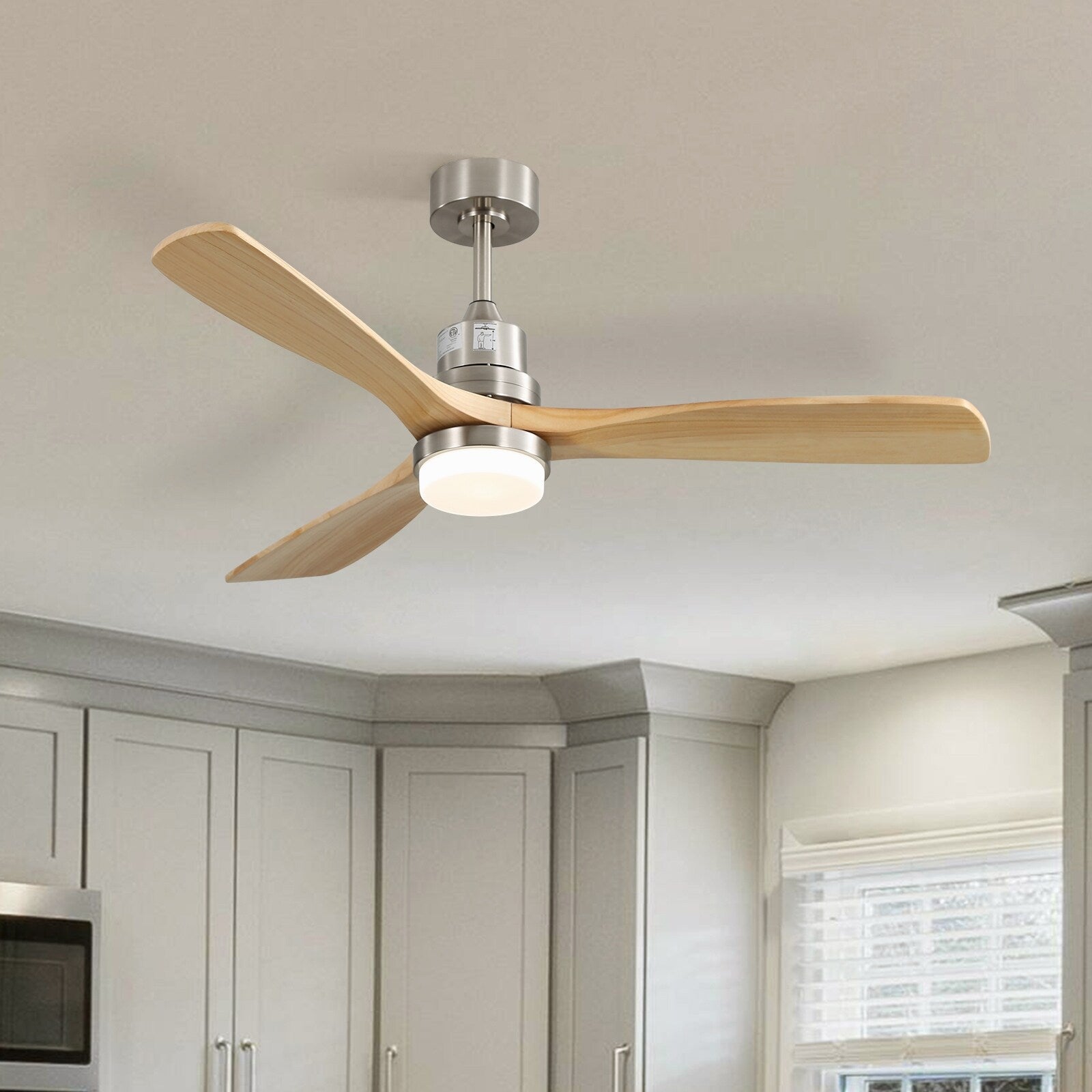 Ventilateur de plafond à LED intégré 48 et 52 pouces avec lumière et télécommande, moteur CC réversible