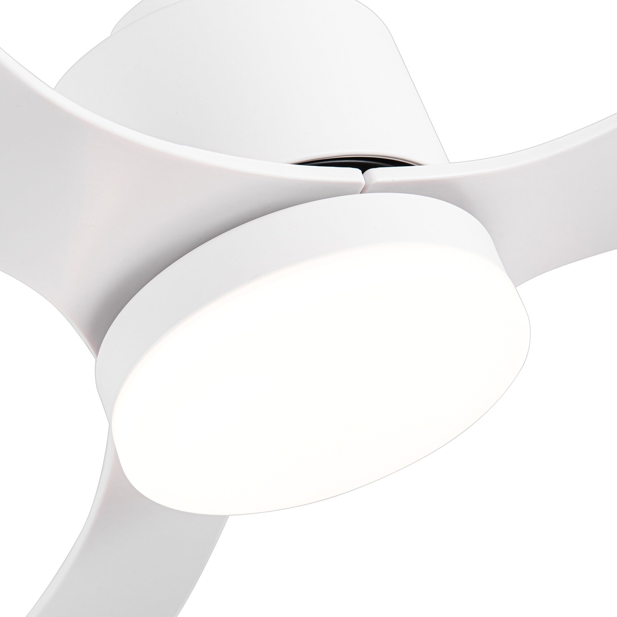 Ventilateur de plafond à DEL de 52 pouces avec télécommande (3 pales)