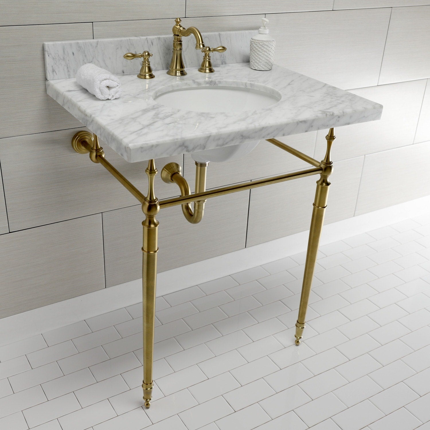 Robinet de salle de bain classique américain à large diffusion