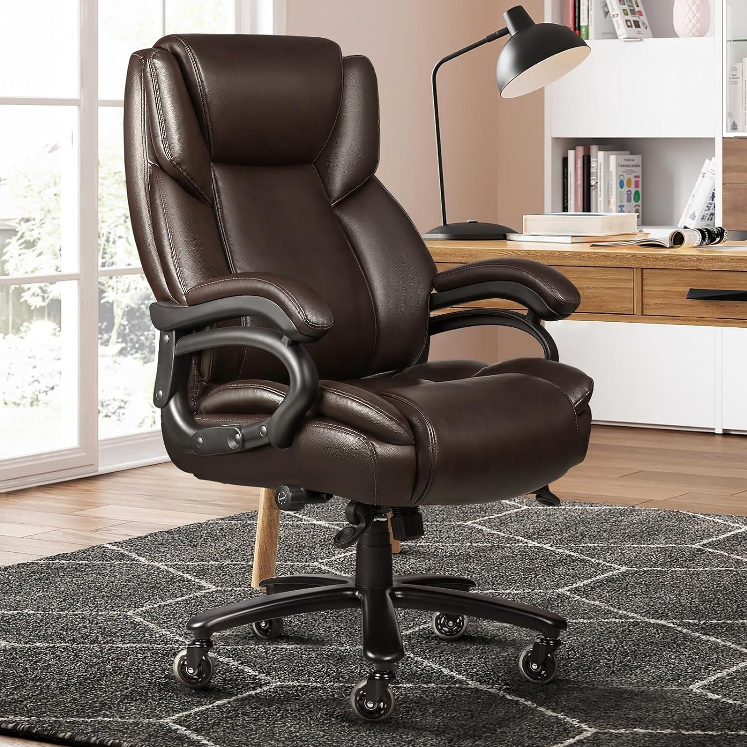 Chaise de bureau exécutive Bossin Big and Tall, chaise ergonomique à support lombaire réglable de 500 lb avec dossier haut en cuir PU pour ordinateur
