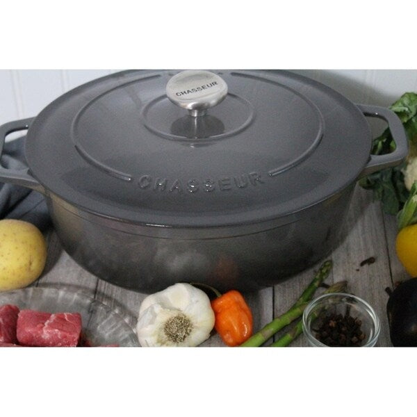 Cocotte ovale en fonte émaillée gris caviar Chasseur de 3,8 litres