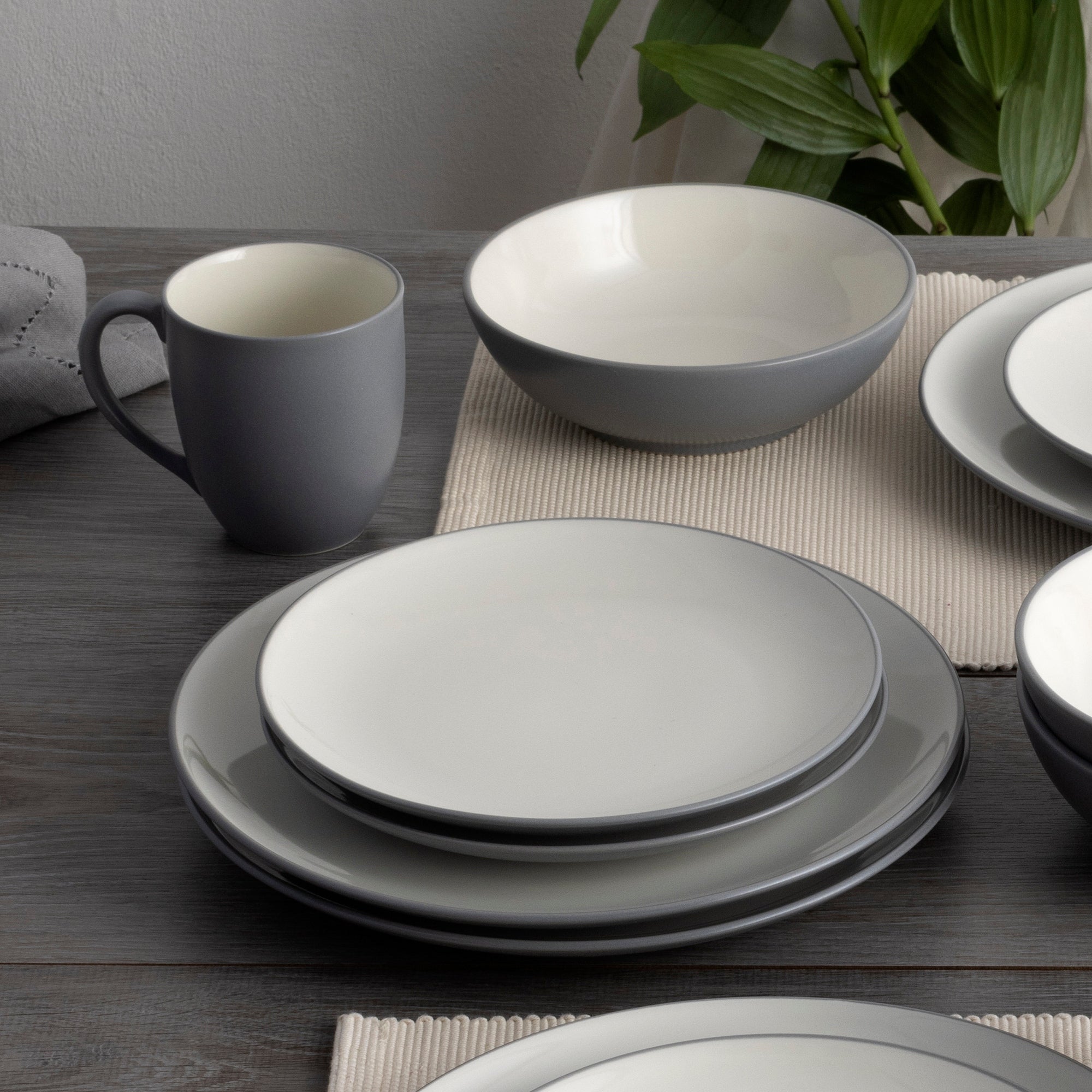 Service de table Noritake Colorwave 16 pièces, service pour 4 personnes
