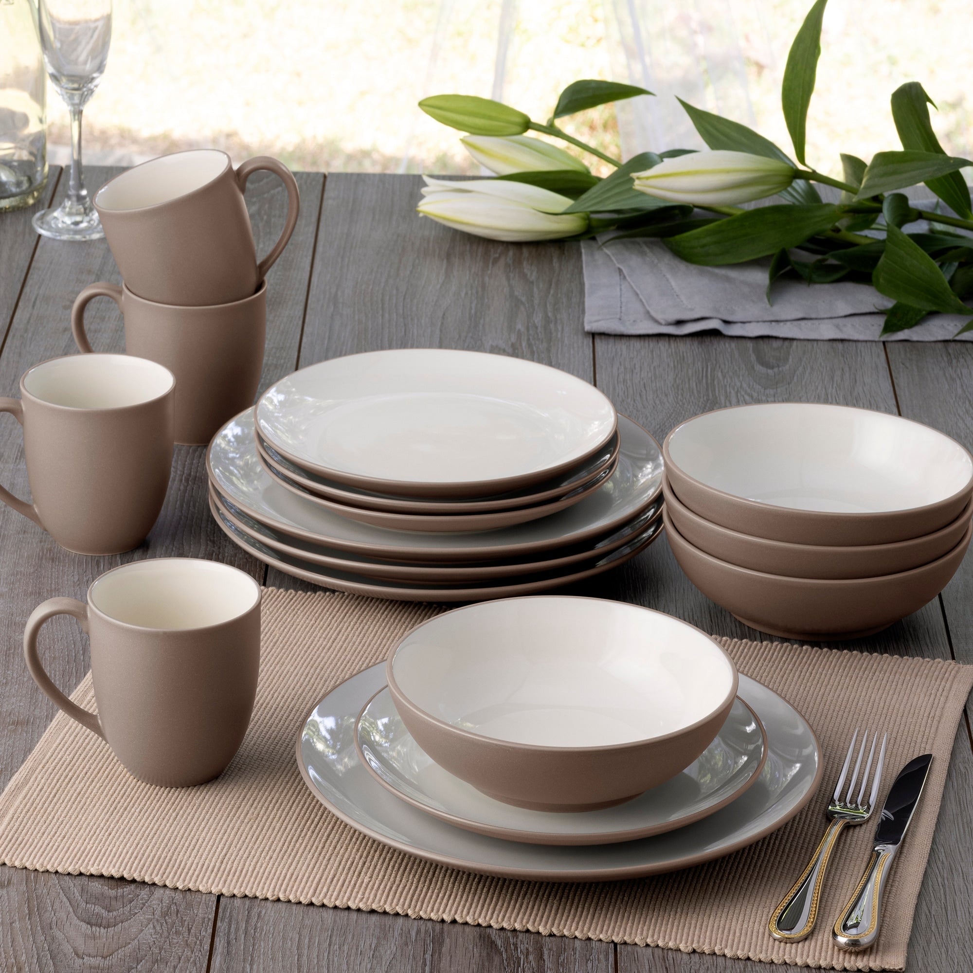 Service de table Noritake Colorwave 16 pièces, service pour 4 personnes