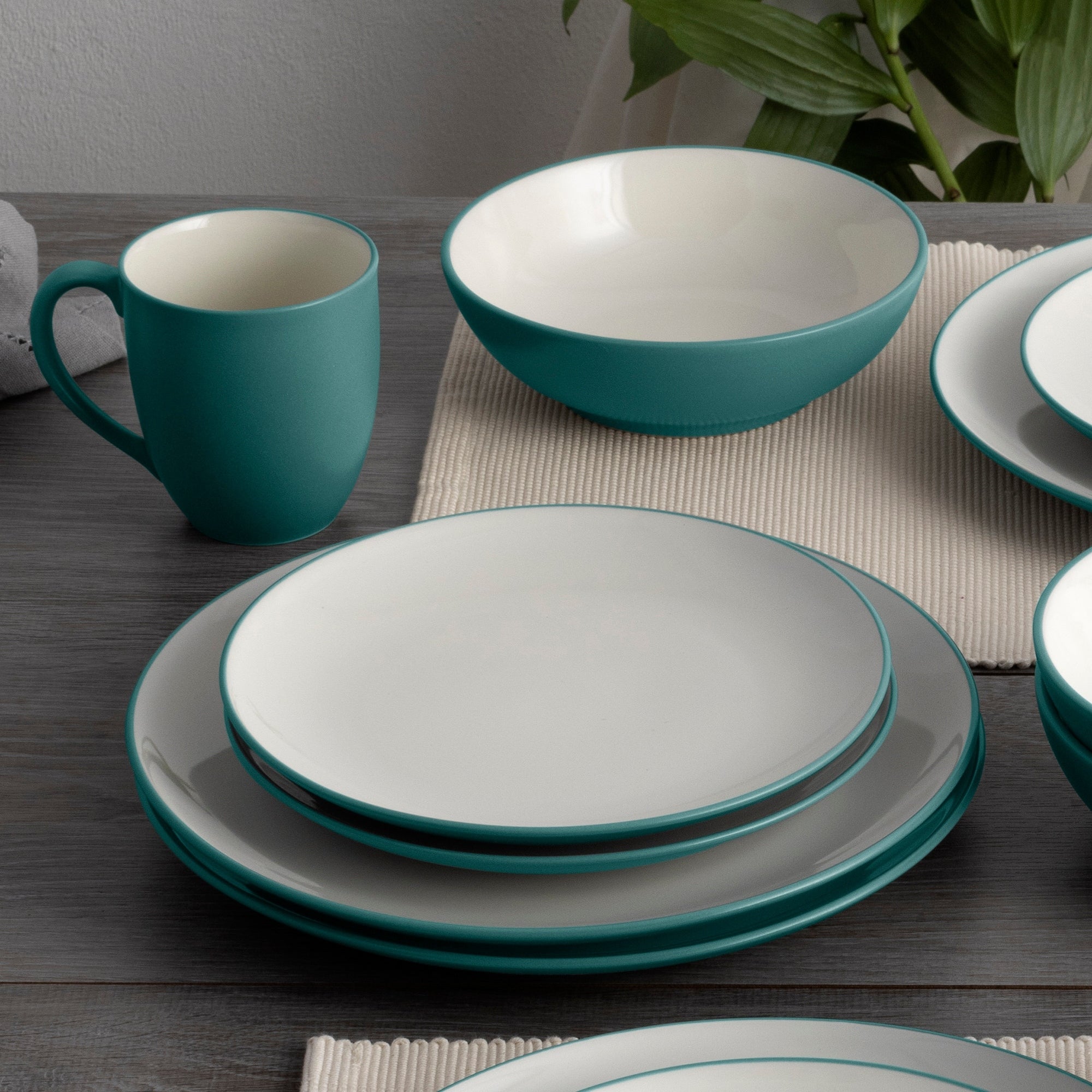 Service de table Noritake Colorwave 16 pièces, service pour 4 personnes