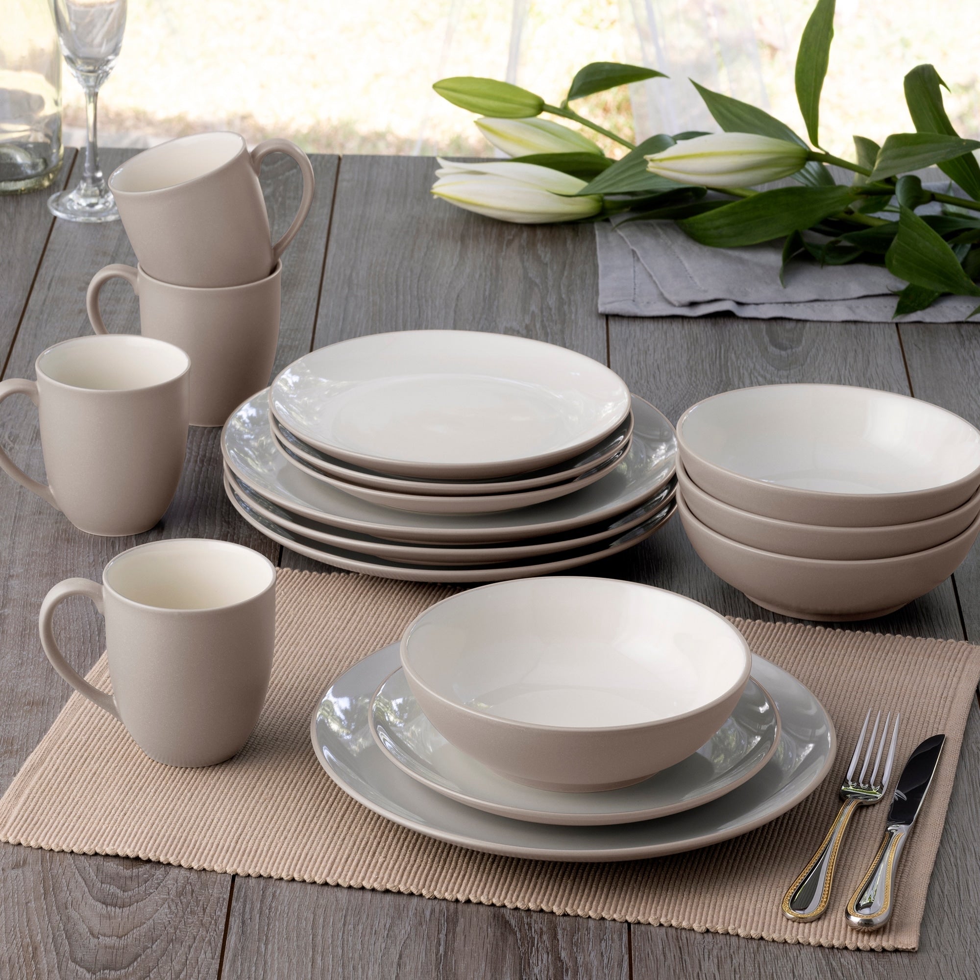 Service de table Noritake Colorwave 16 pièces, service pour 4 personnes