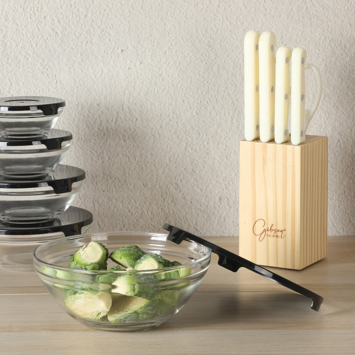 Ensemble de cuisine Gibson Home 74 pièces : ustensiles de cuisine, vaisselle, couverts, ustensiles, rangement et verrerie
