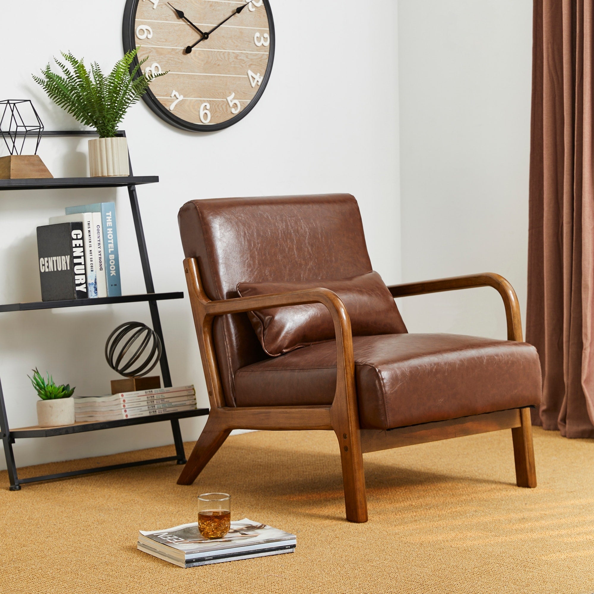 Fauteuil d'appoint moderne en cuir synthétique Glitzhome 30,75 po de hauteur, style milieu de siècle, avec coussin – 25,75 po de largeur x 33,75 po de profondeur x 30,75 po de hauteur