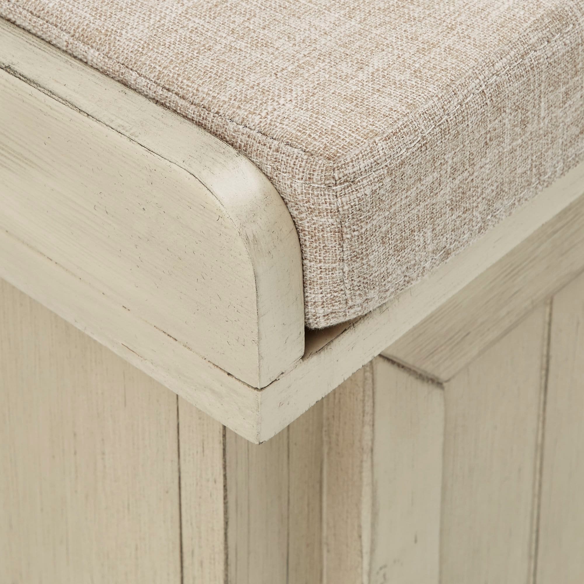 Banc de rangement Granger avec coussin d'assise en lin par iNSPIRE Q Classic