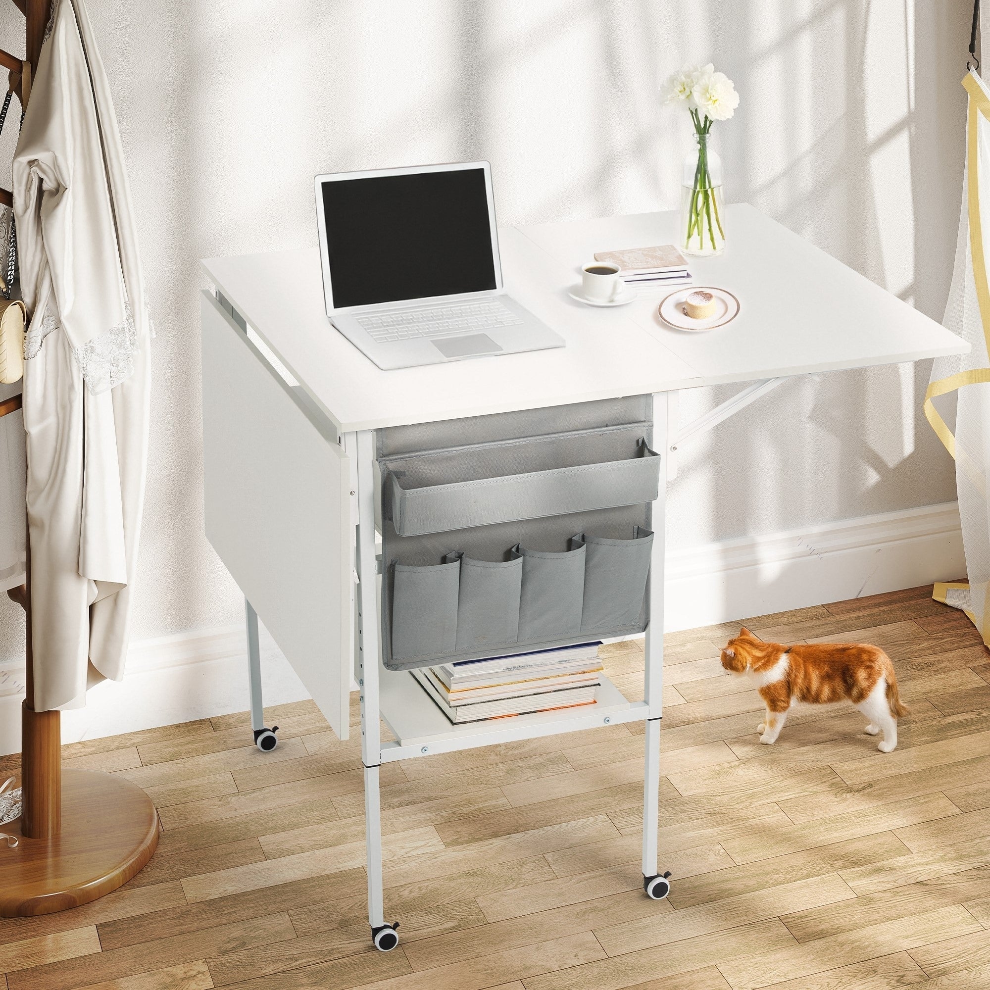 Table de bricolage réglable en hauteur avec étagères de rangement, table de découpe pliante mobile pour la maison, le bureau, la salle de couture et la salle d'artisanat