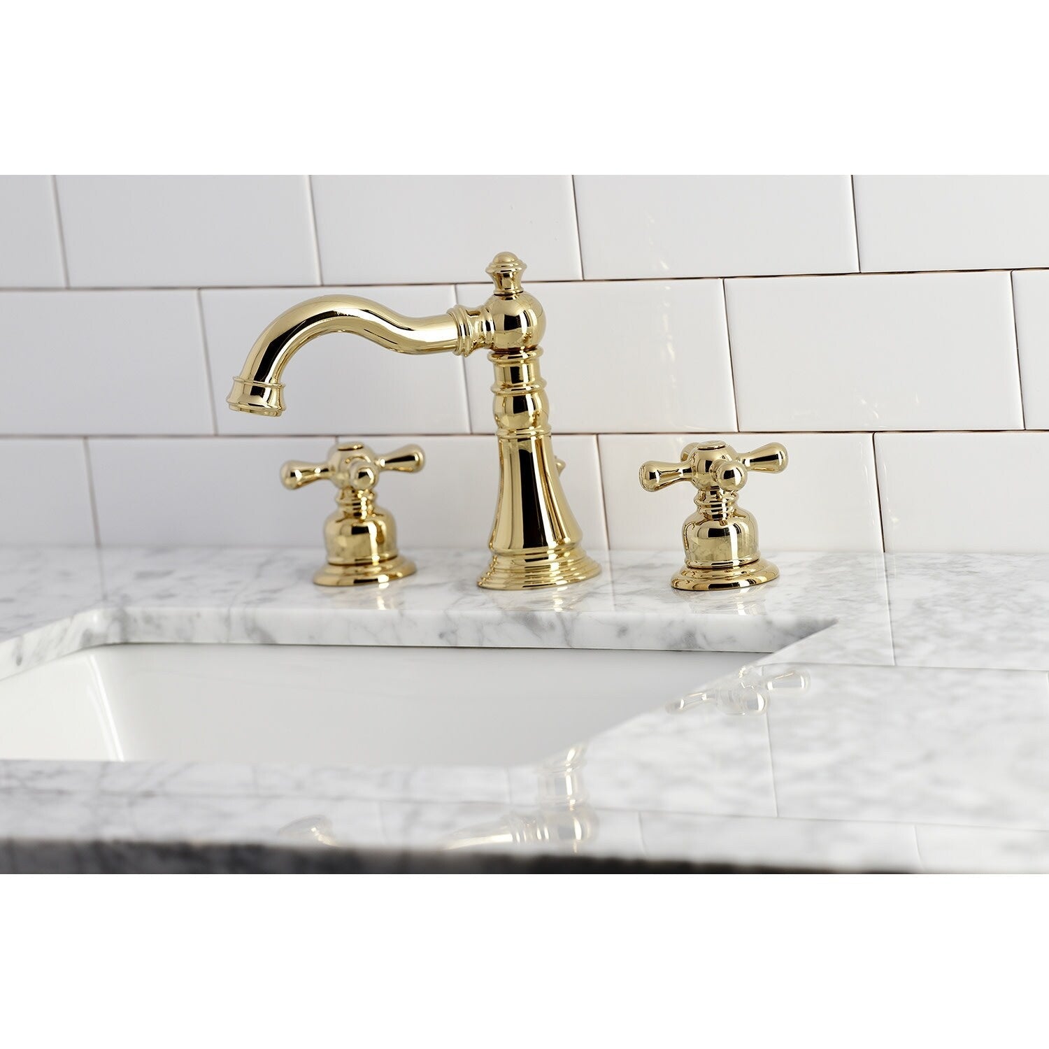 Robinet de salle de bain American Classic 8 po à large entraxe