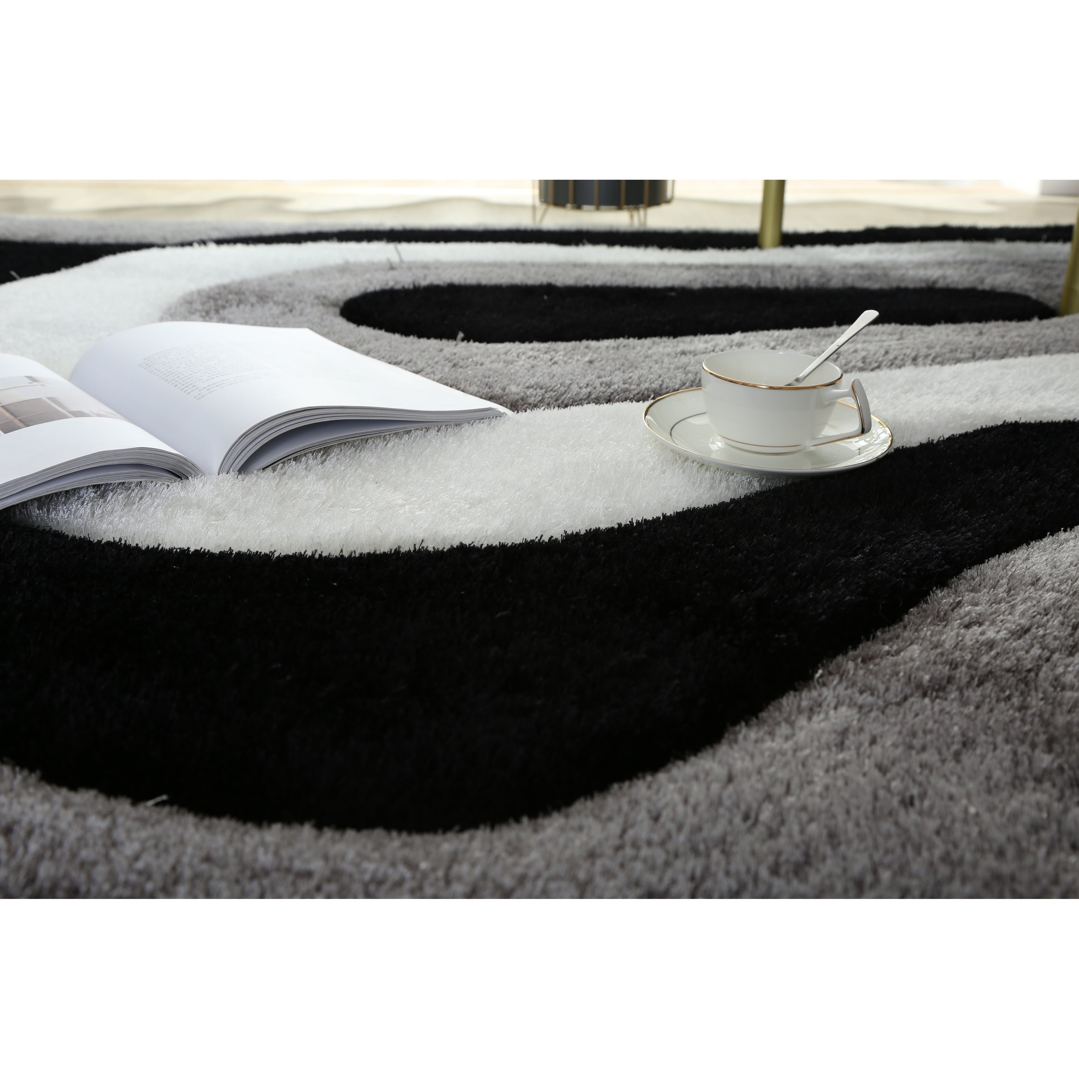 Tapis à poils longs Mateos au design abstrait