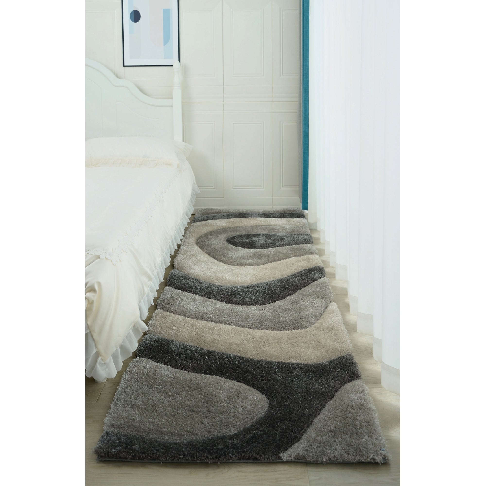 Tapis à poils longs Mateos au design abstrait