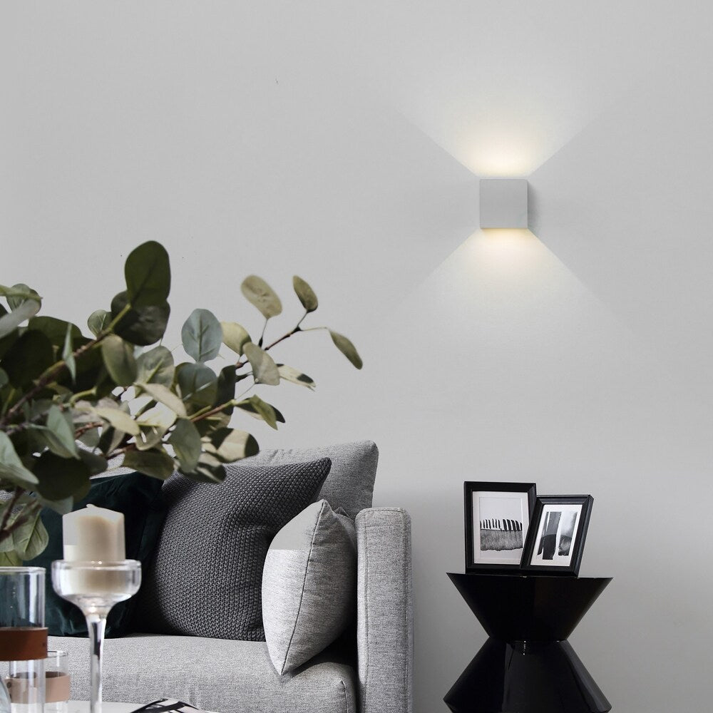 Modern Wall Sconce LED Waterproof Wall Lamp Aluminum with Adjustable Beam 10-Watt 4000K Cool White Indoor Outdoor
