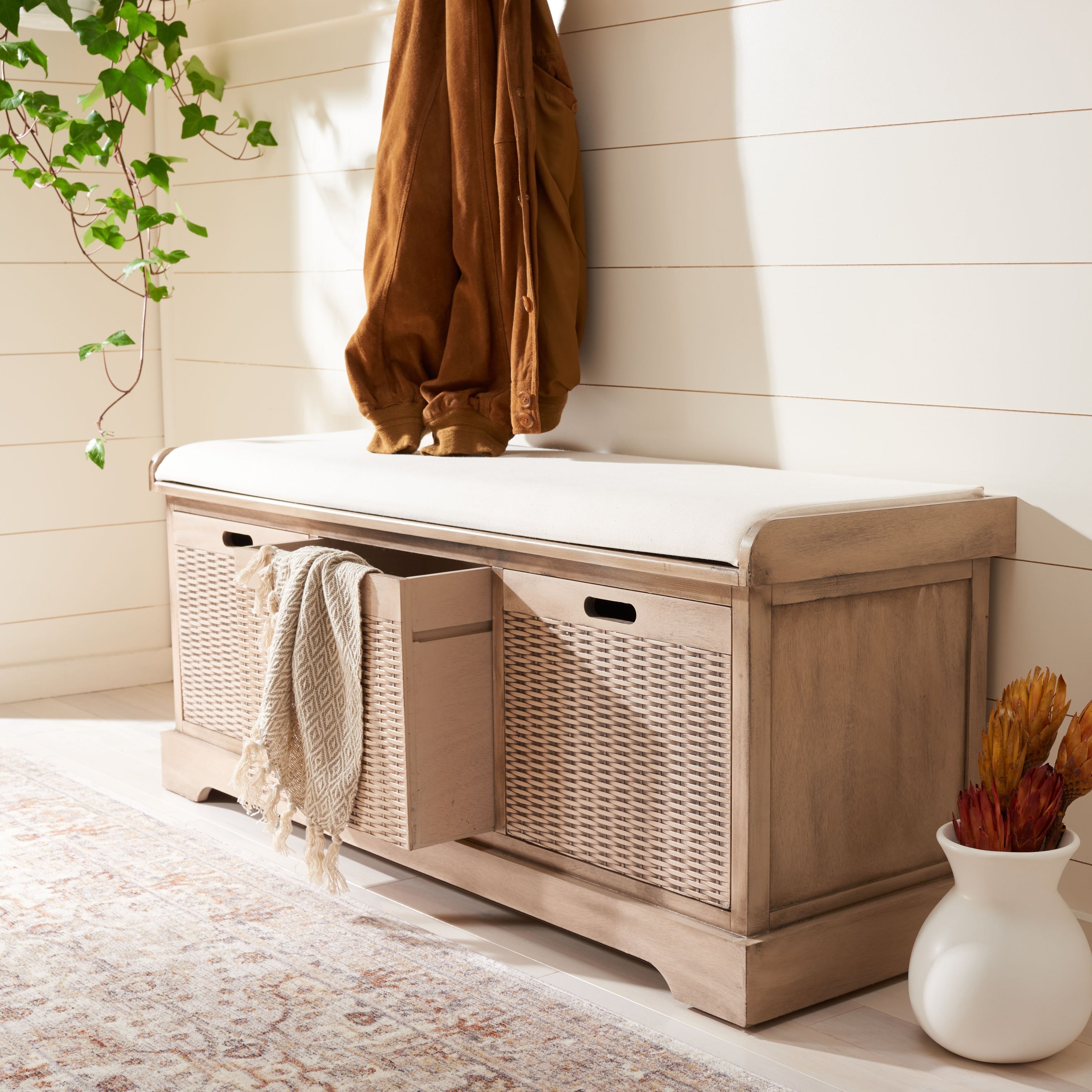 Banc de rangement à 3 tiroirs avec coussins SAFAVIEH Fiorello - 47,3 L x 15 L x 19 H - 47 L x 15 P x 19 H