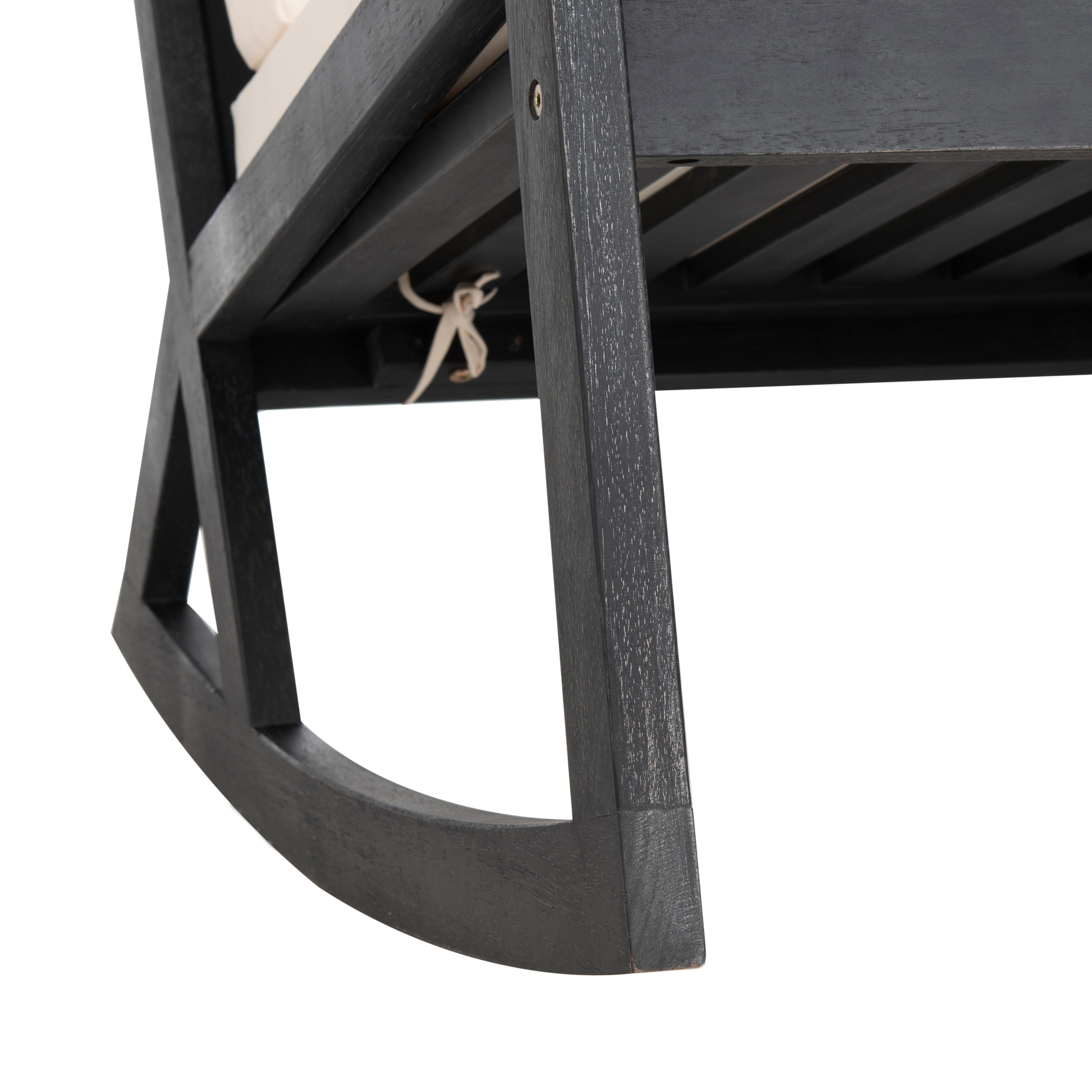 Chaise à bascule d'extérieur Makaila de SAFAVIEH avec coussin - 26 L x 31 P x 38 H