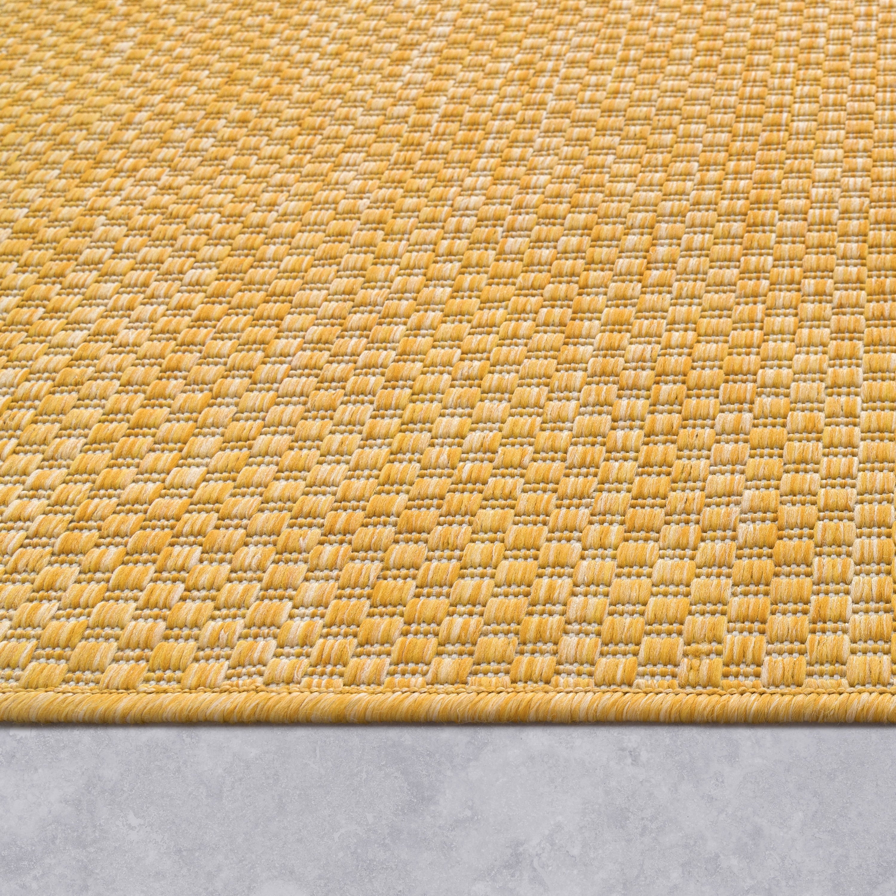 Variegated Waterproof Outdoor Rug for Patio