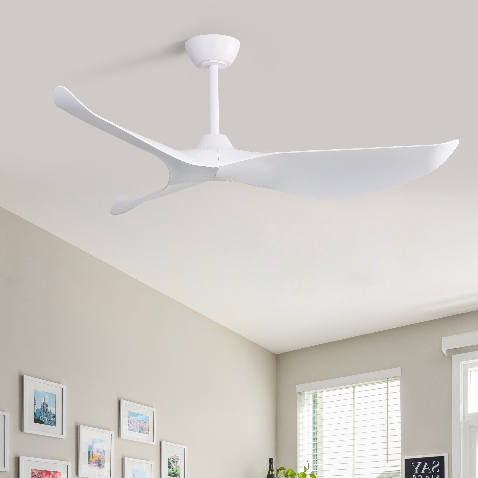 Ventilateur de plafond moderne en bois massif/ABS de 52 pouces avec télécommande (sans lumière), 6 vitesses de vent, flux d'air réversible