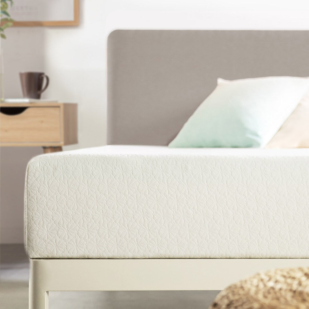 Matelas en mousse à mémoire de forme multicouche de 8 pouces par Crown Comfort