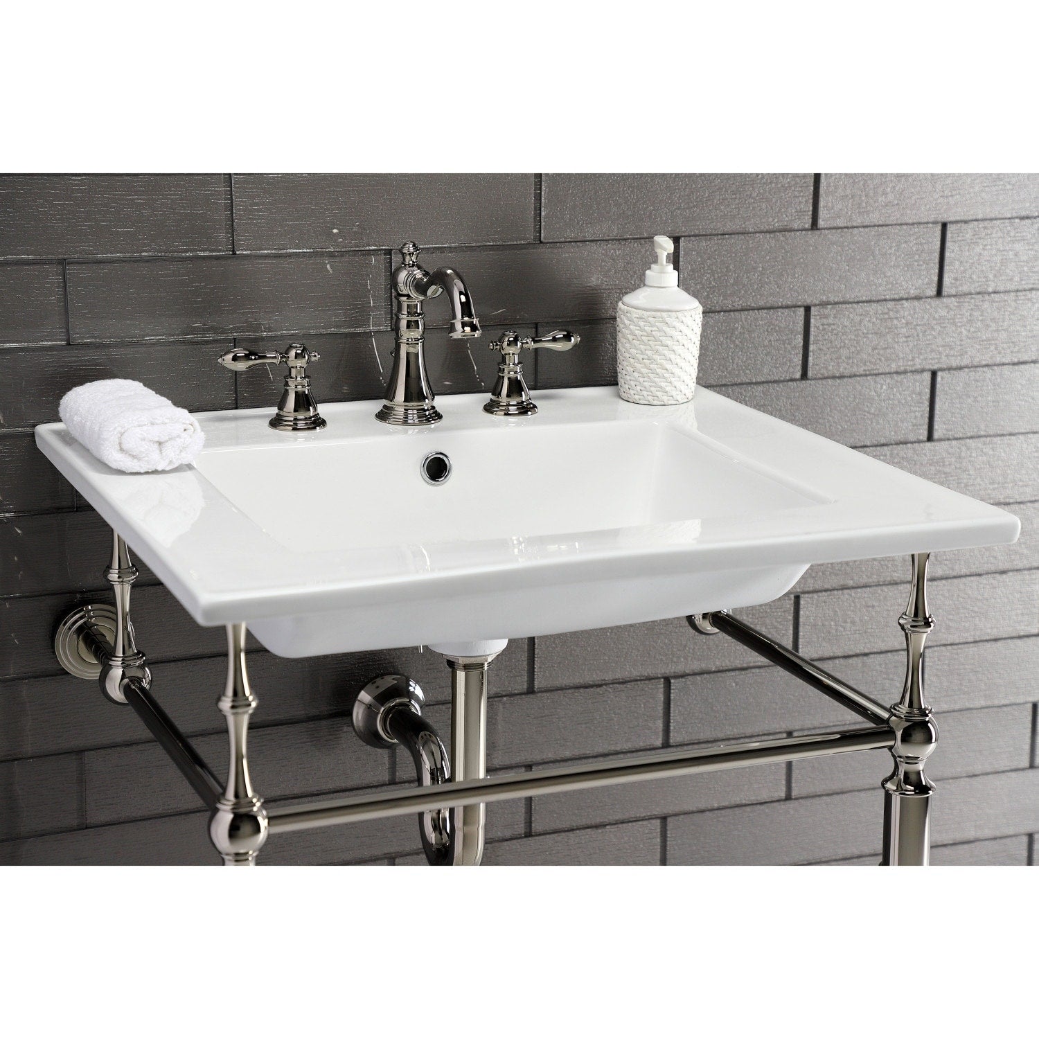 Robinet de salle de bain classique américain à large diffusion