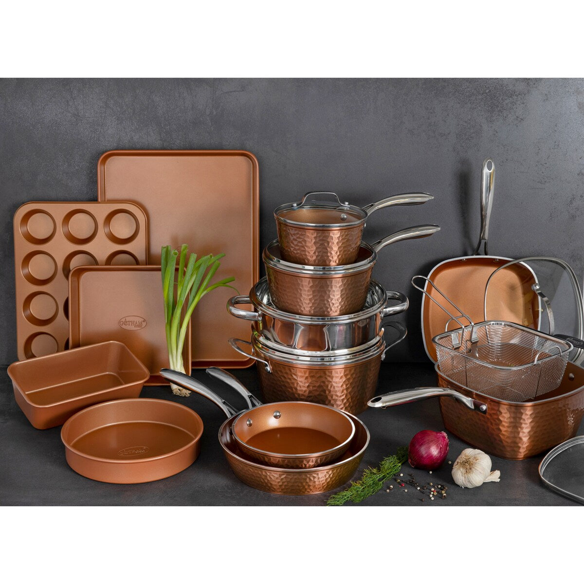 Batterie de cuisine antiadhésive martelée Gotham Steel 20 pièces