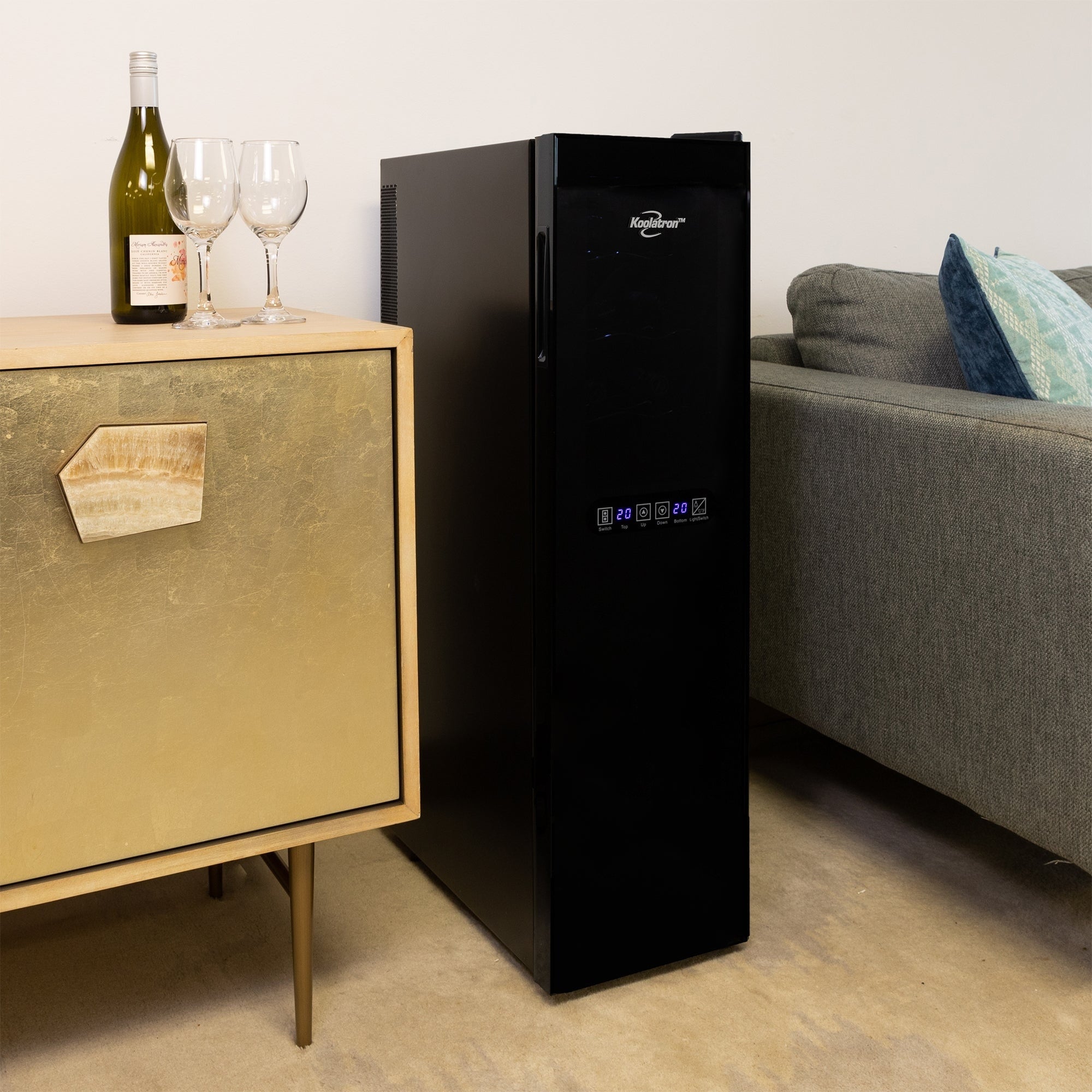 Réfrigérateur à vin autonome Koolatron Slim à deux zones pour 18 bouteilles