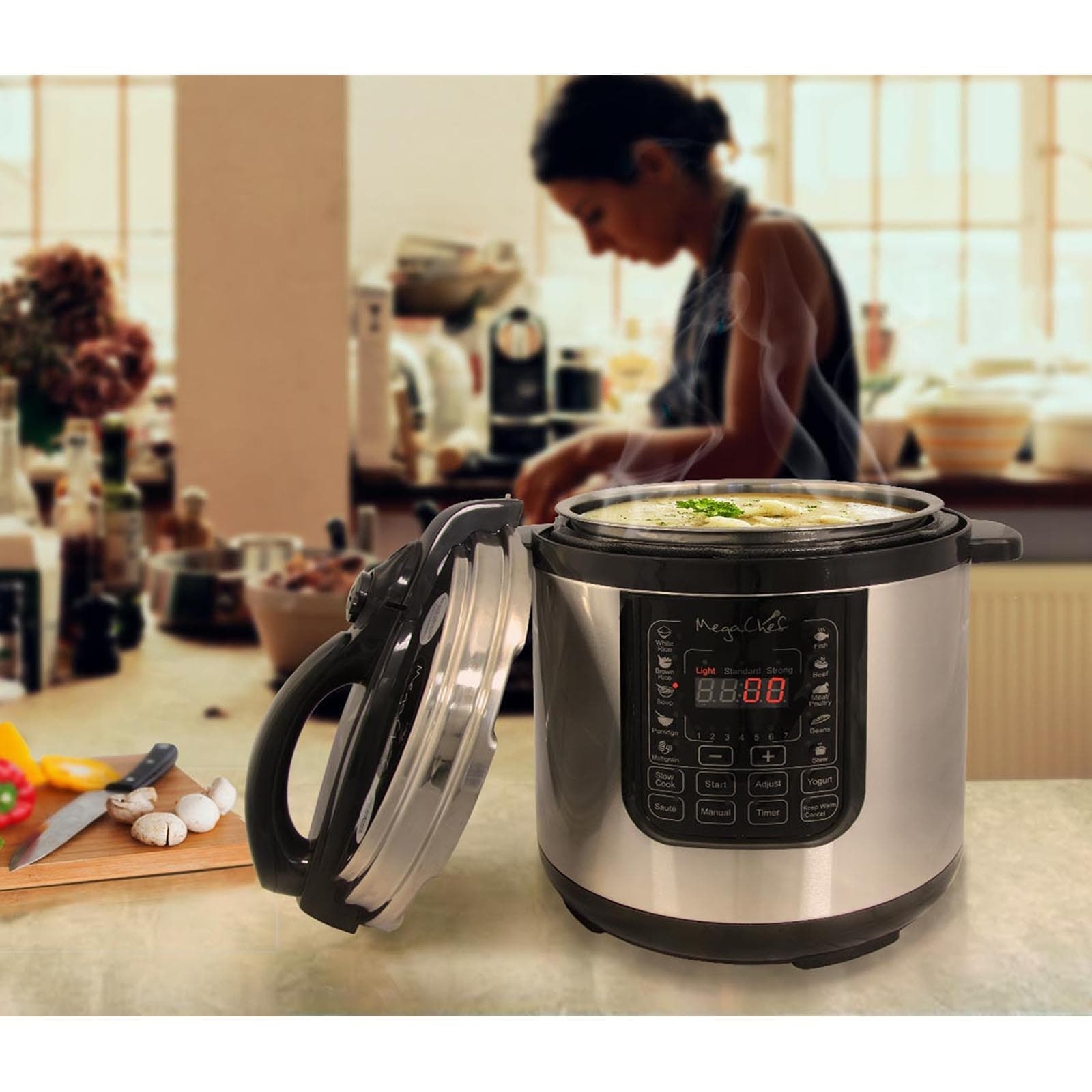 Autocuiseur numérique de comptoir MegaChef d'une capacité de 8 litres