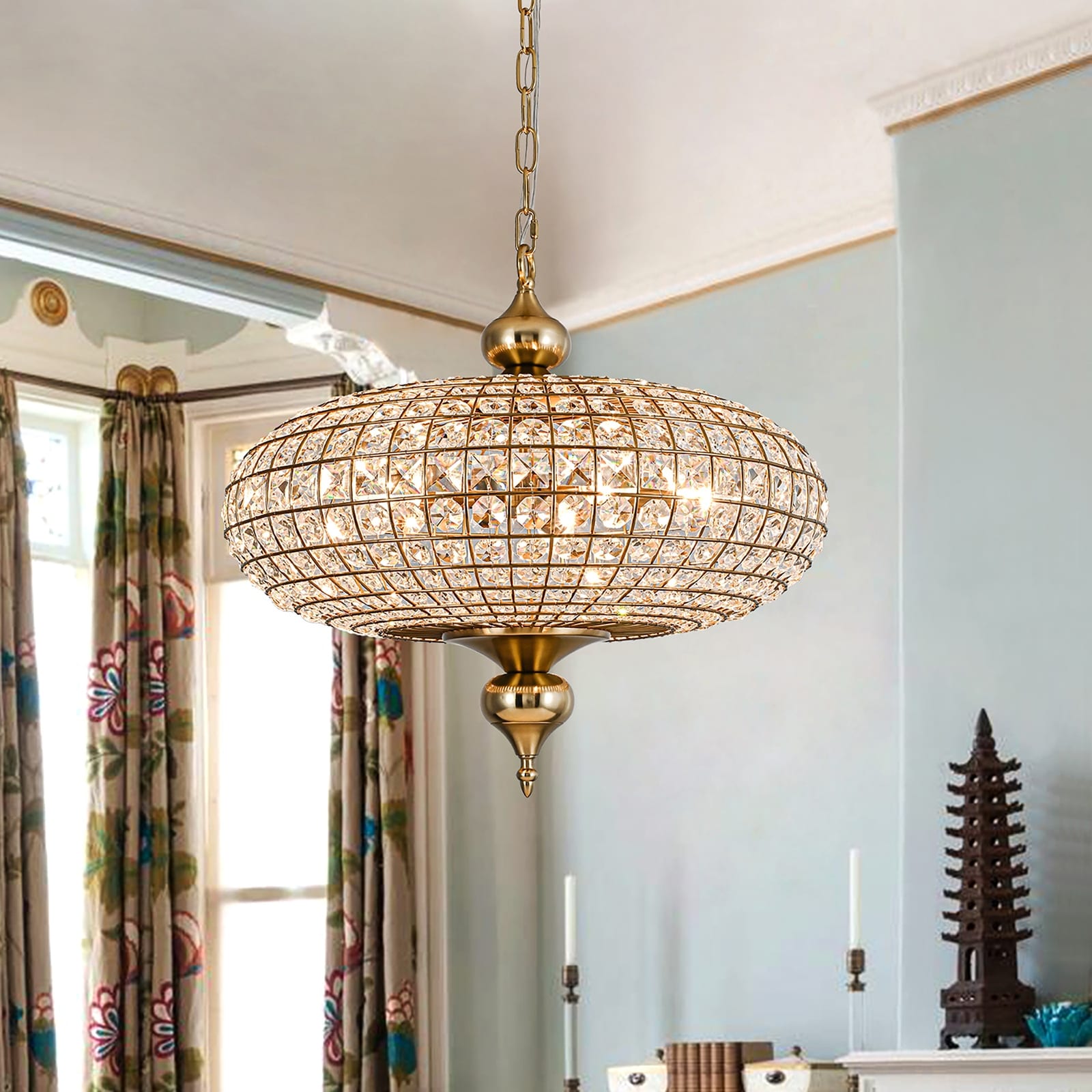 Lustre rétro français à 4/5 lumières en laiton antique avec globe en cristal et suspension pour îlot de cuisine