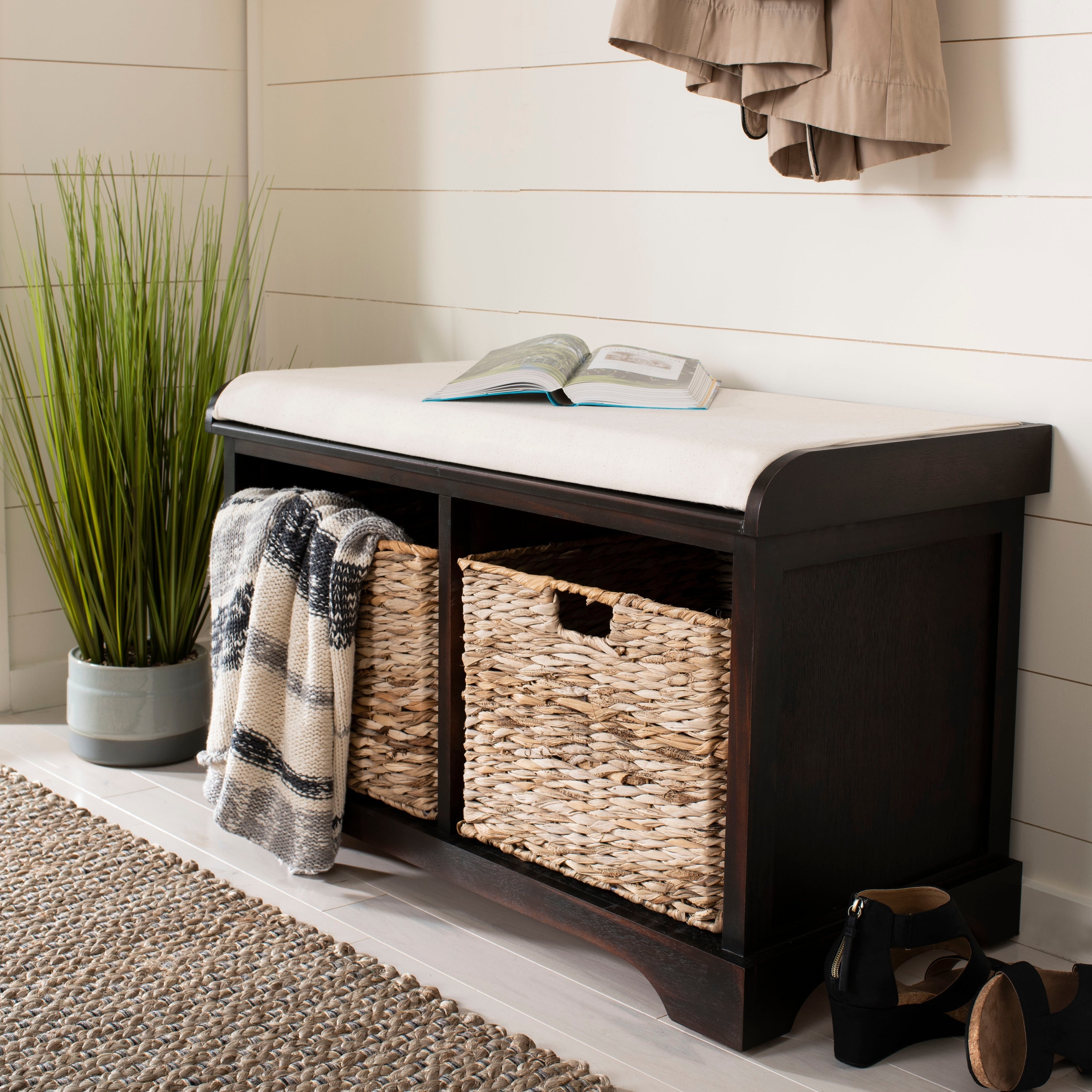 Banc de rangement tressé marron Euphemia de SAFAVIEH - 33,5 x 16,1 x 19,9 - 34 L x 16 P x 20 H