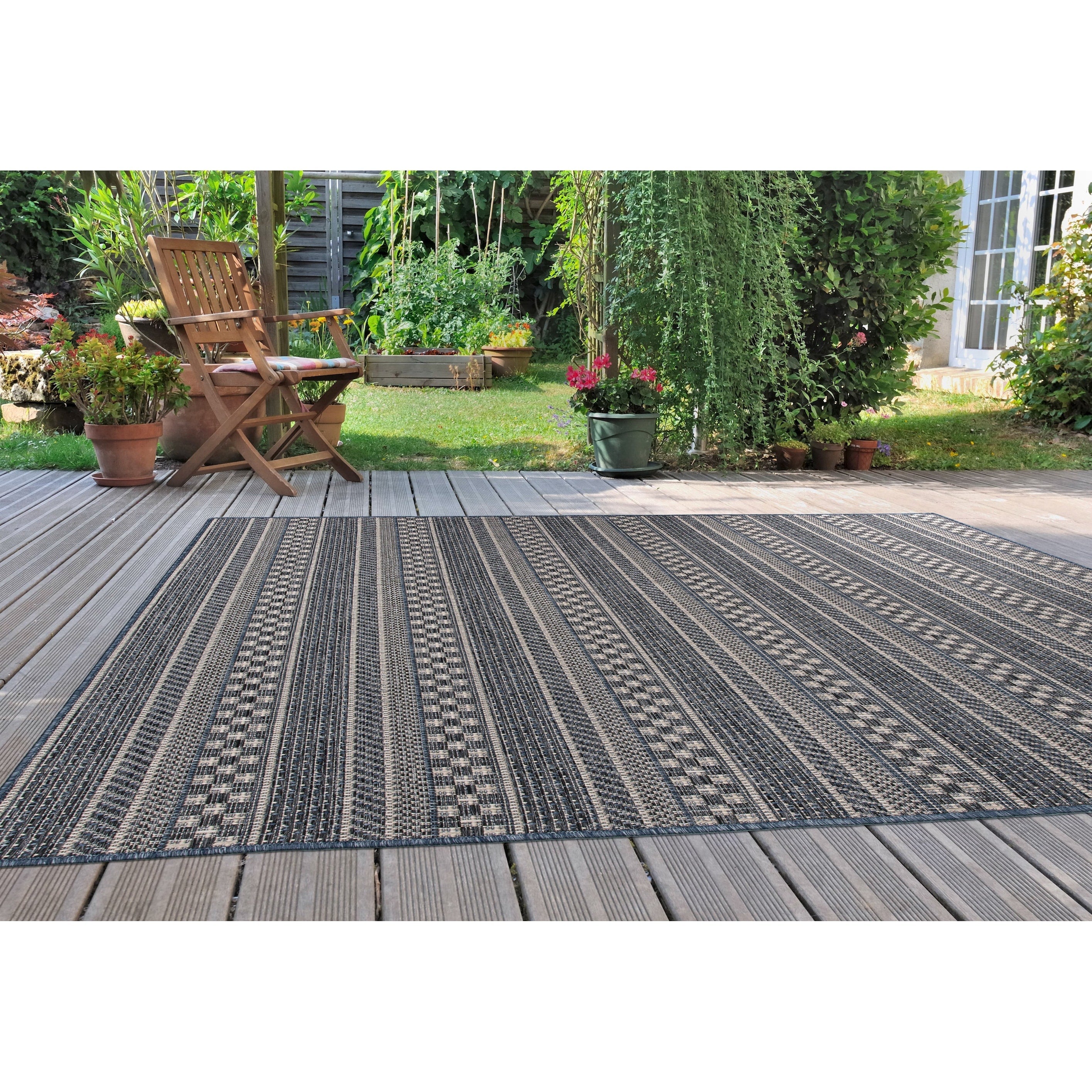 World Rug Gallery Bohemian Geometric Stripe Indoor/Outdoor Area Rug